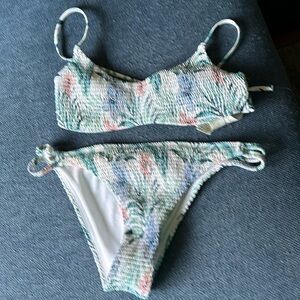 Hollister 2 piece/bikini swimsuit. Small top/medium bottom.